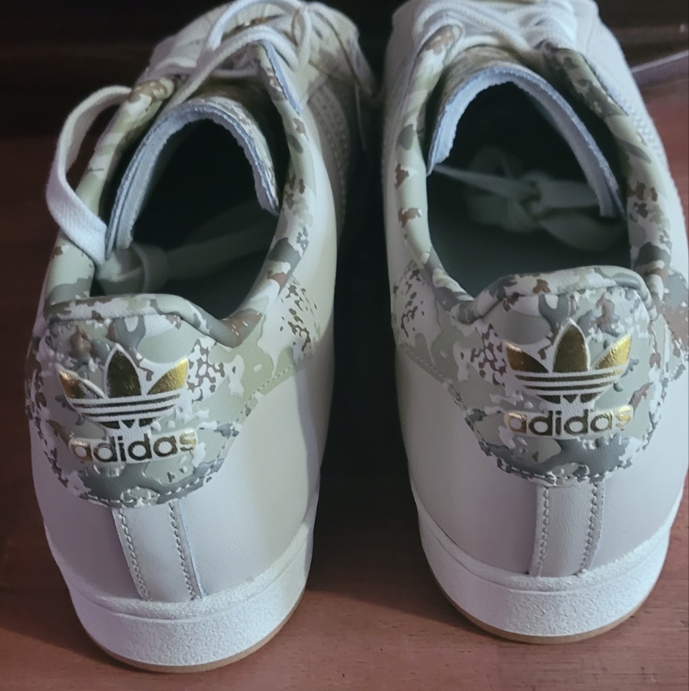 Adidas Superstar - Picture 2 of 10